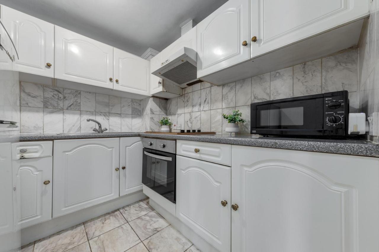 Flat In Baker Street Apartment London Ngoại thất bức ảnh